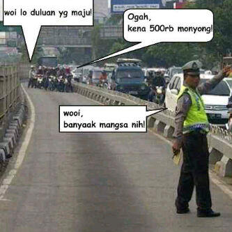 Salah jalur maju kena mundur kena.....!!!