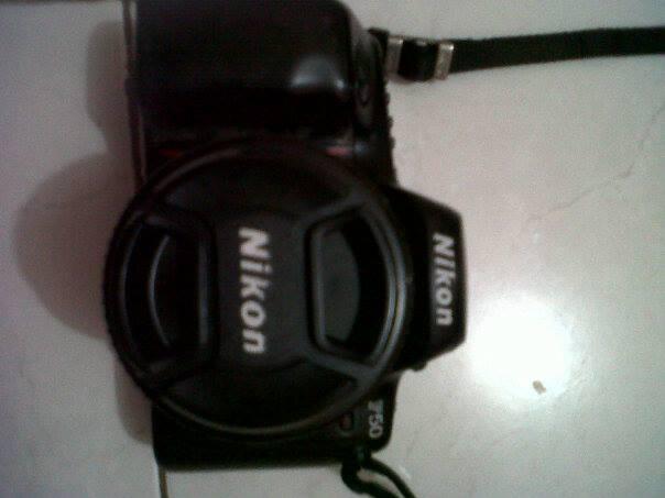 kamera analog NIKON F50 (35-70mm/ 1:3.3 - 4.5 )