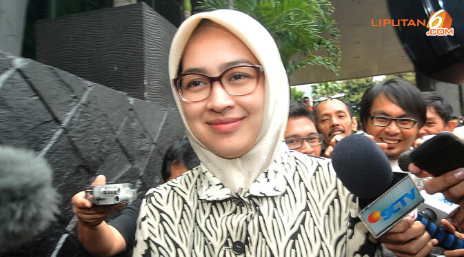 mereka kini sendiri 