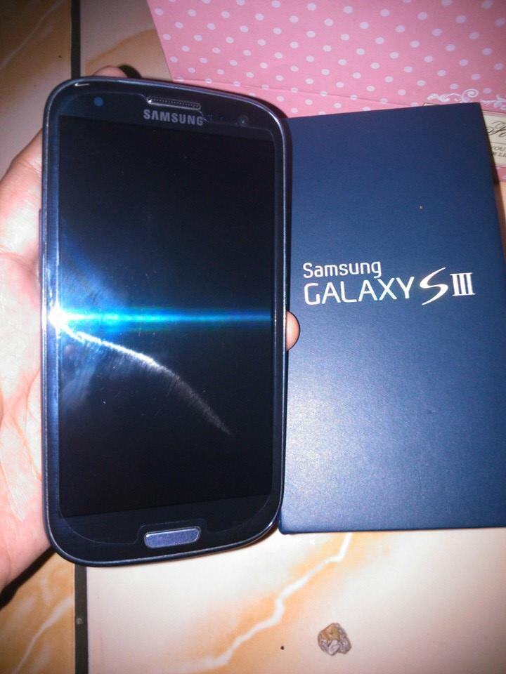 JUAL SAMSUNG GALAXY S3 / S III 98% jarang dipake