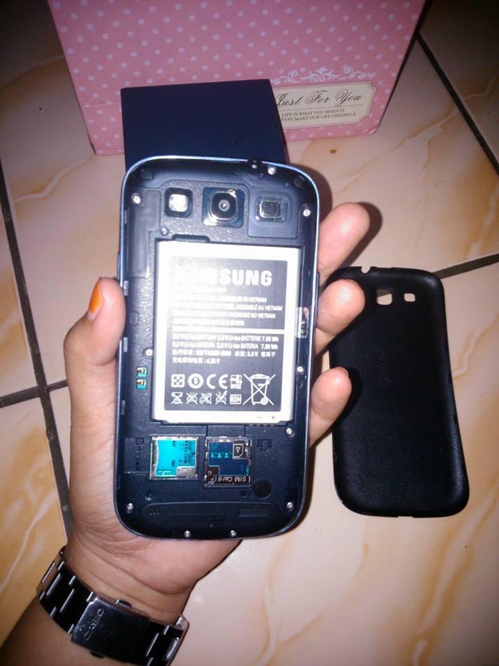 JUAL SAMSUNG GALAXY S3 / S III 98% jarang dipake