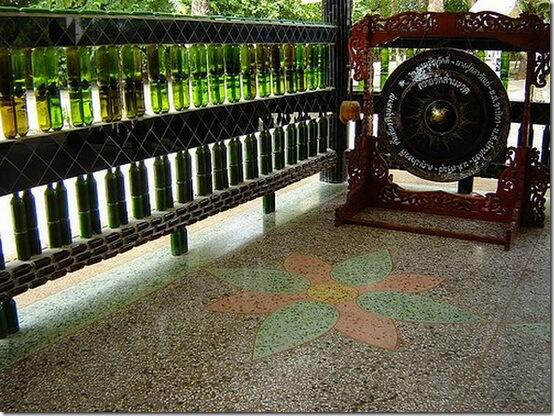 Candi Budha Yang Terbuat Dari Botol Beer 