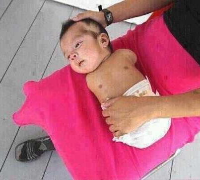 Foto-Foto Yang Sangat Mengharukan dan Memilukan Hati Nurani