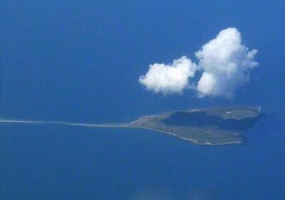 10 BENTUK PULAU YANG MENAKJUBKAN DI DUNIA