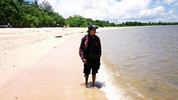 Keindahan Pantai Di Lampung
