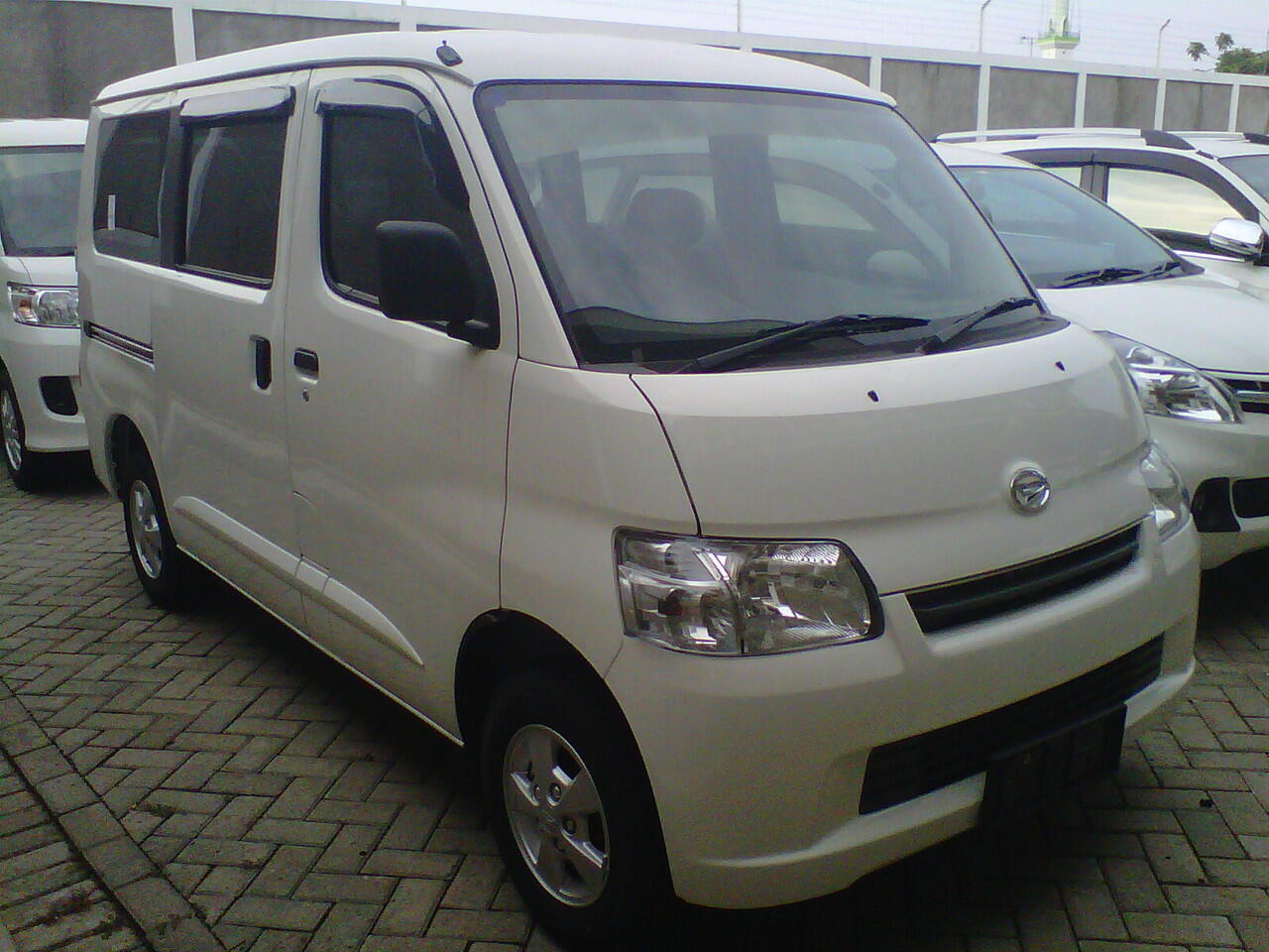 GRAN MAX MINIBUS 2013 (NEW) DISC TOT. DP 50%