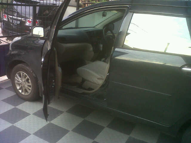 Jual Daihatsu Xenia 2012 Family