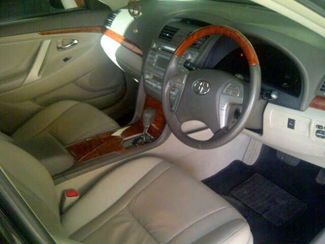 Jual Toyota Camry 2.4 V Tahun 2010 (Jual Cepat)