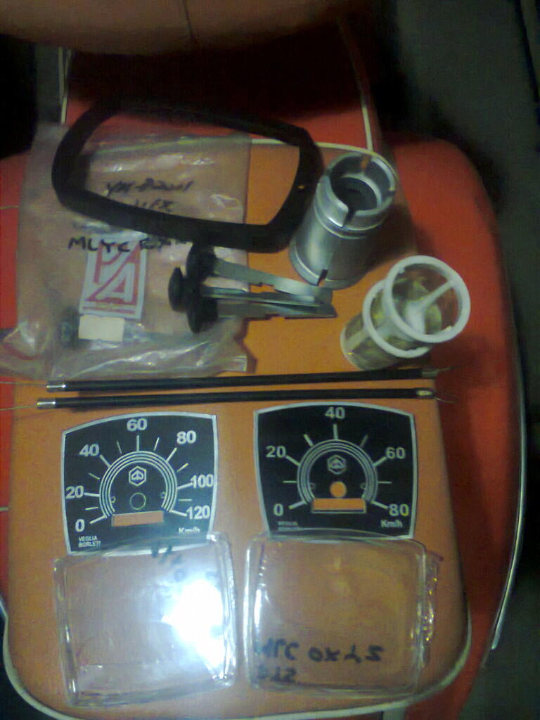 Asesoris dan PARTs SMALLFRAME VESPA AREA (PTS dan SPESIAL)
