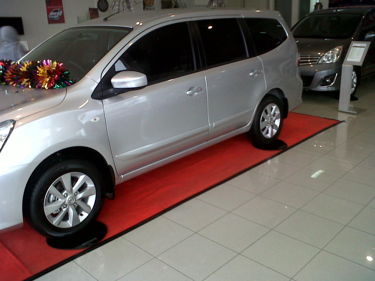 NISSAN GRAND LIVINA SV CVT PROMO PAKET TOTAL DP RINGAN