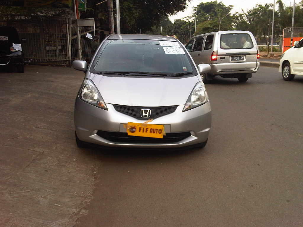 HONDA ALL NEW JAZZ S AT 2009 SILVER METALIK