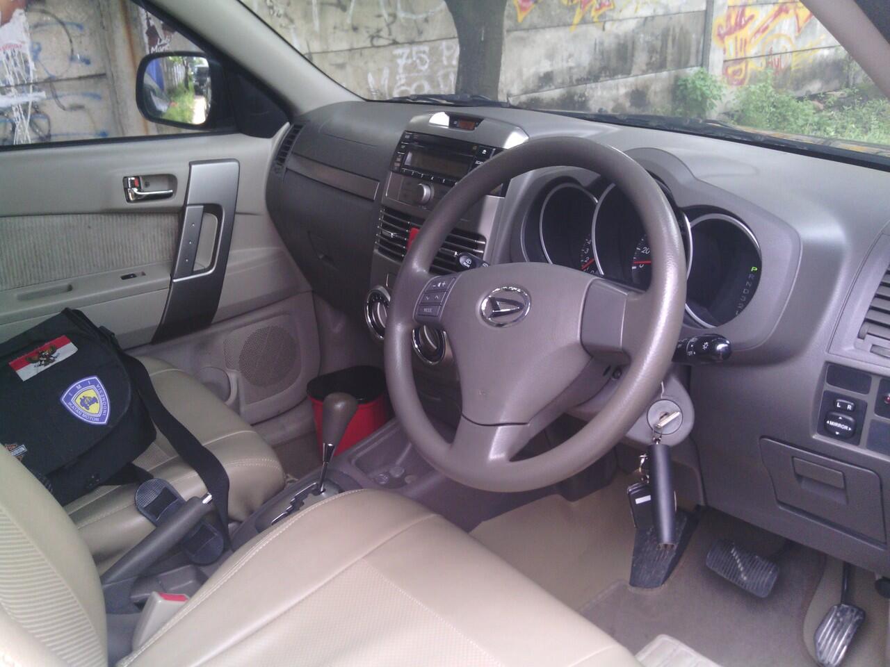 Dijual Daihatsu Terrios 2010 muluuusss terawatttt