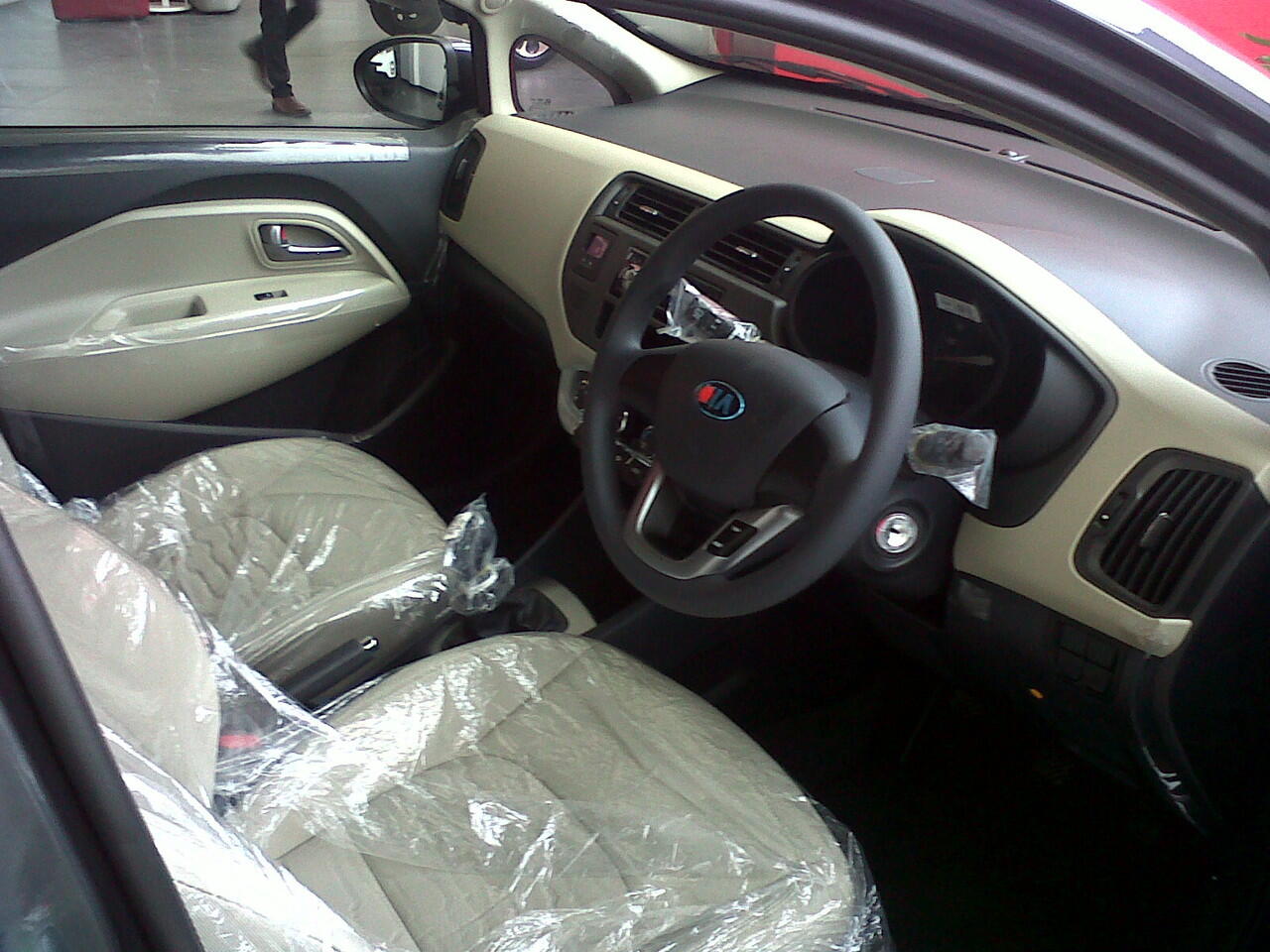 Test Drive All New RIO ,,Bonus,Biaya TOL, Satu ( 1 ) Tahun + Acesssories tambahan,,