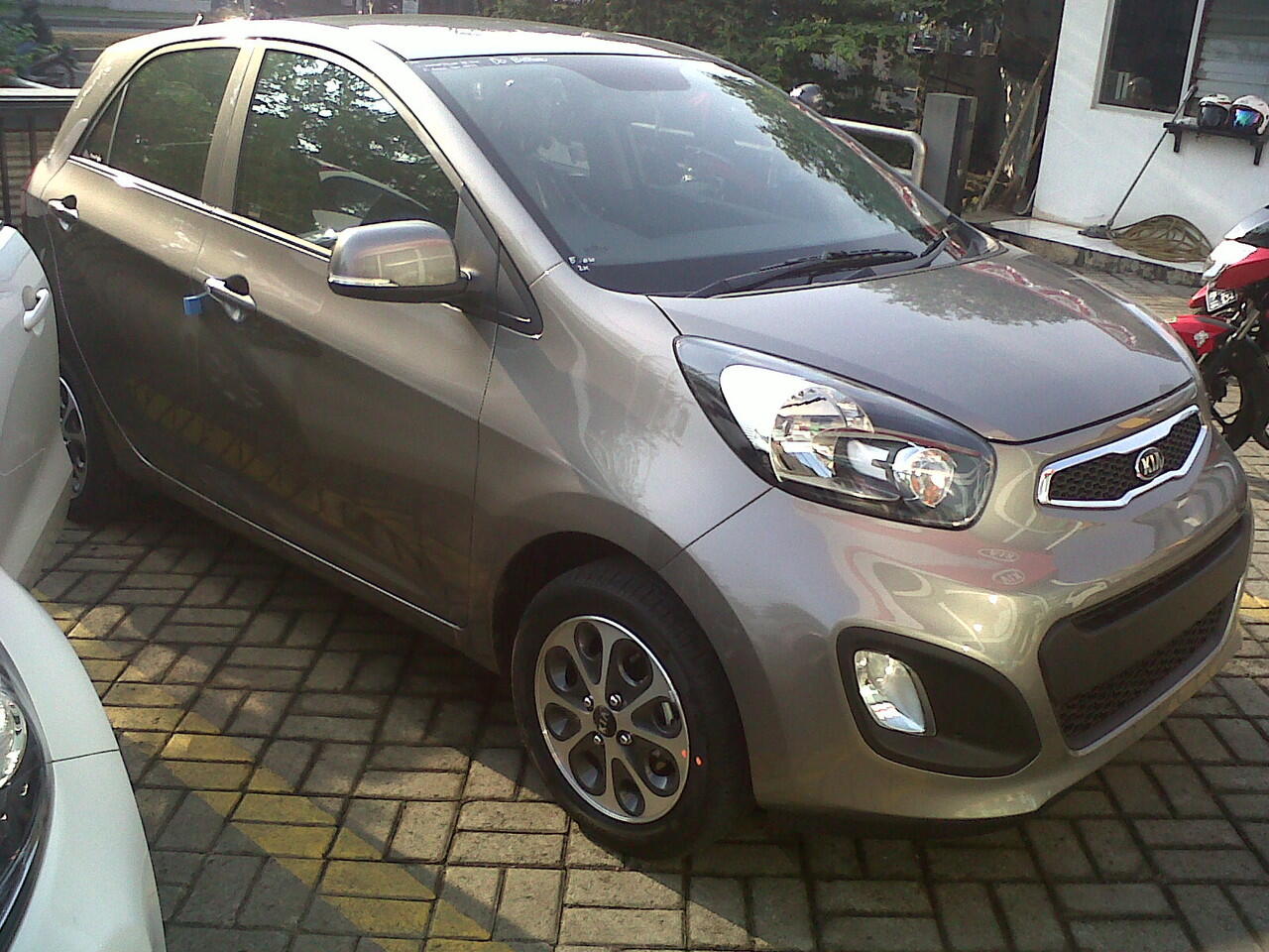 All New Picanto,,Bonus Gratis,,3 ( Tiga ) Kali Angsuran dan Acesories tambahan,,