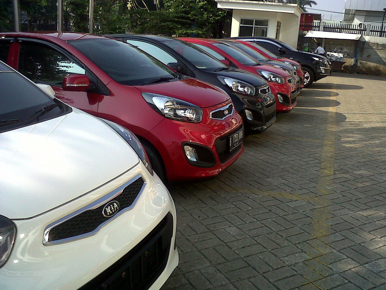 All New Picanto,,Bonus Gratis,,3 ( Tiga ) Kali Angsuran dan Acesories tambahan,,