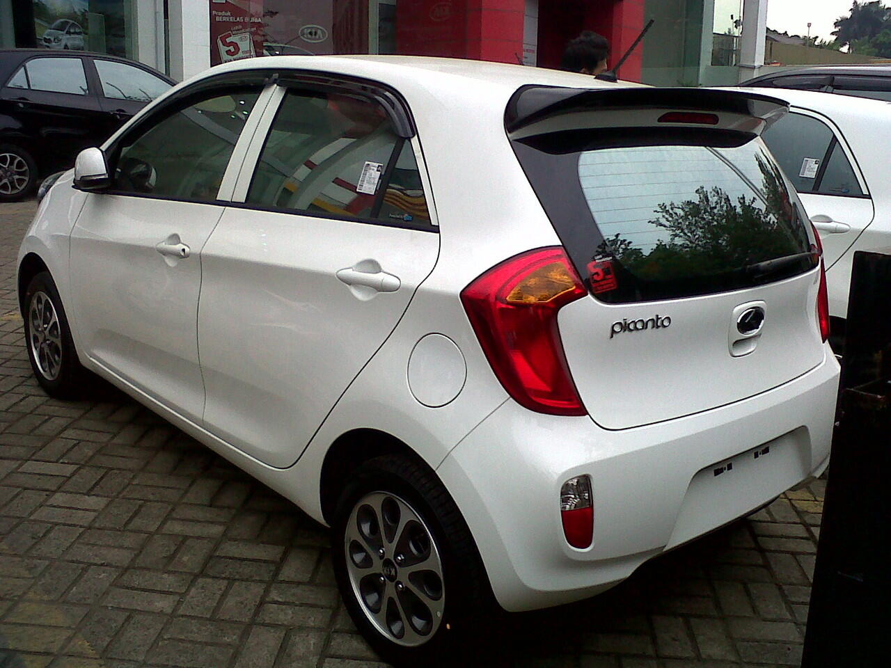 All New Picanto,,Bonus Gratis,,3 ( Tiga ) Kali Angsuran dan Acesories tambahan,,