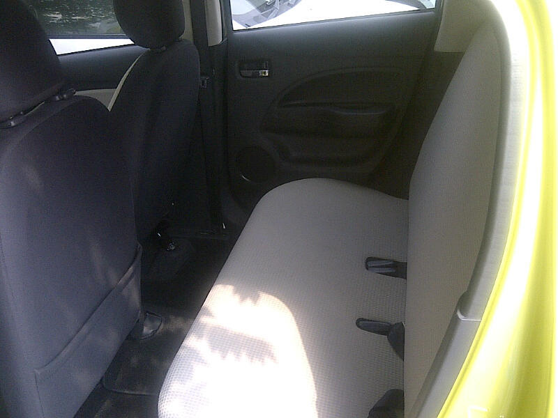 Mitsubishi Mirage Exceed hijau muda A/t 2012,mulus,siap pakai