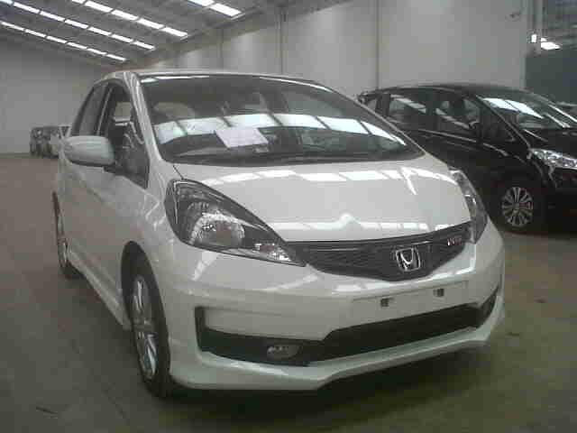 PENAWARAN MENARIK HONDA NEW JAZZ 1.5