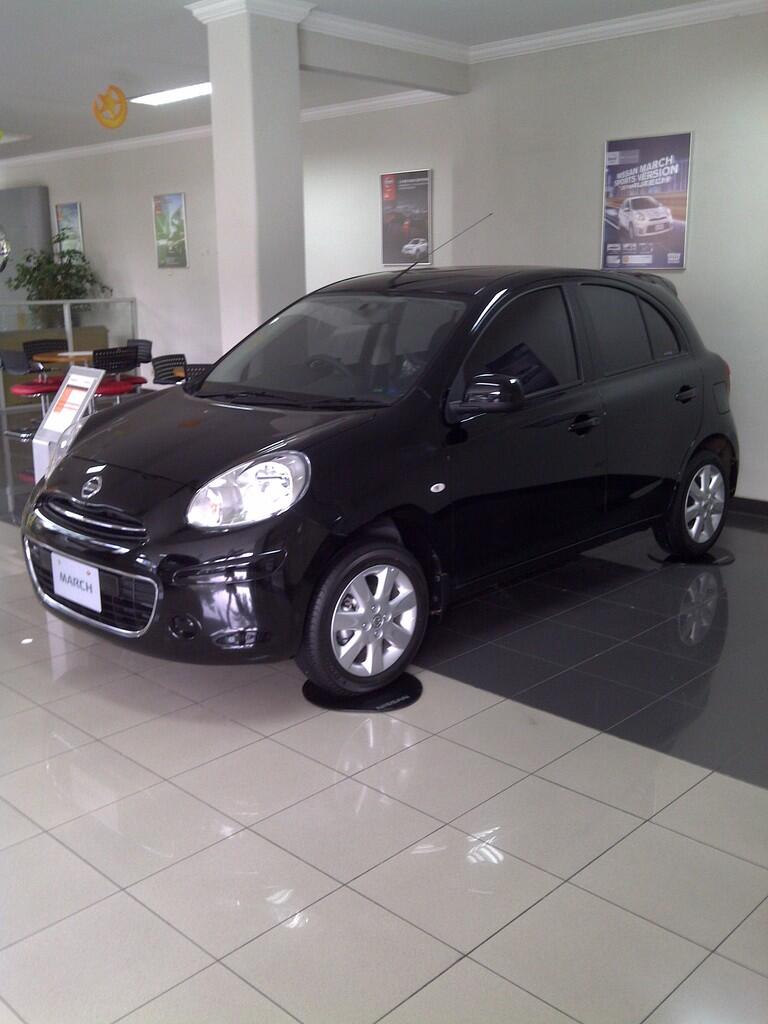 NISSAN MARCH TDP 16JTAN PROMO TERBATAS!!!!