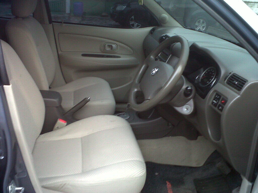 AVANZA S MATIC ABU-ABU NEGO