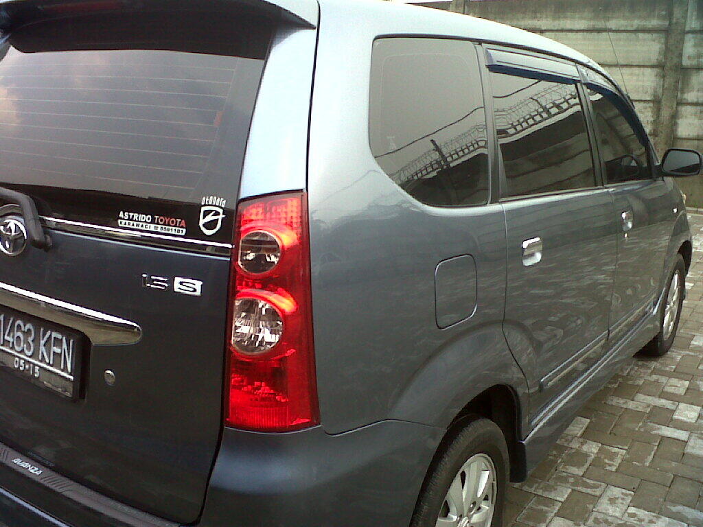 AVANZA S MATIC ABU-ABU NEGO