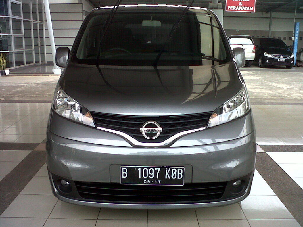 NISSAN EVALIA XV MANUAL GREY NEGO
