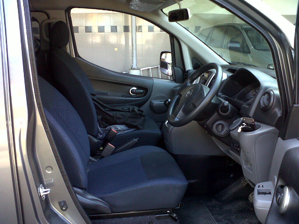 NISSAN EVALIA XV MANUAL GREY NEGO