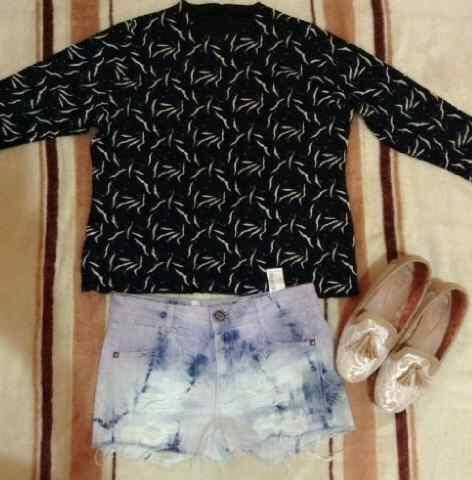 Lunamaya flower crop tee, Roxy Cardigan, velvet blouse & Pattern Top never Worn.
