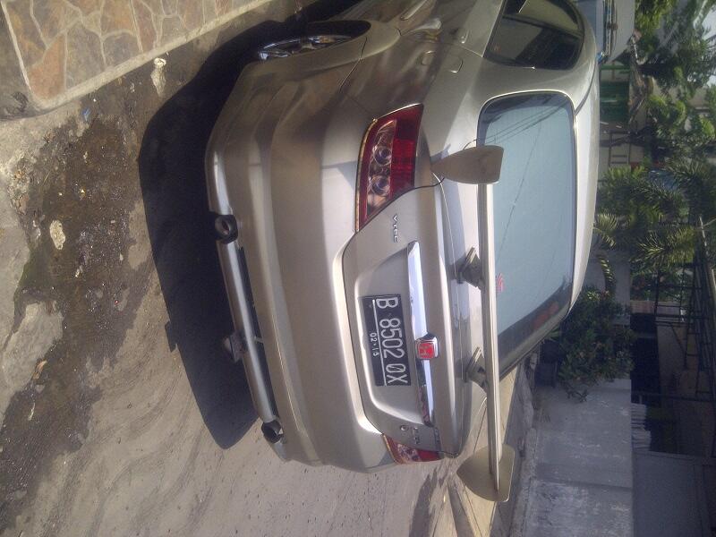 JUAL Honda City 2005 automatic warna champagne