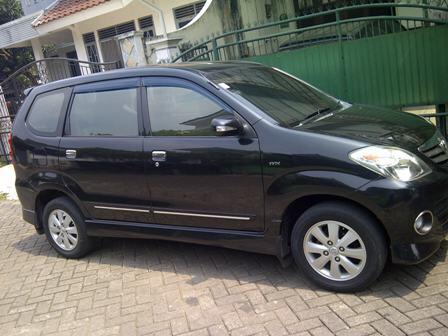 Toyota Avanza S At 1.5 Hitam 2010 Istimewa