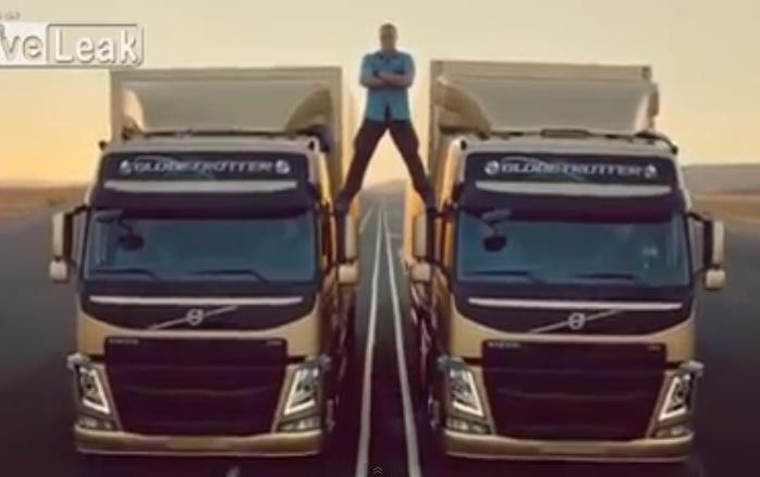The Epic Split feat: Tayangan Iklan Kren dari Van Damme