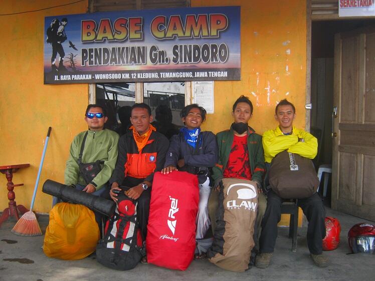 (FR) Suro di Puncak Sindoro 8-10 November 2013