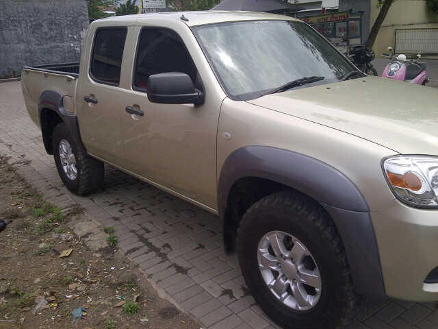 Mazda BT 50 Double Cabin 4x4 Mulus TH 2008