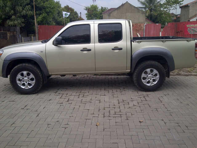 Mazda BT 50 Double Cabin 4x4 Mulus TH 2008