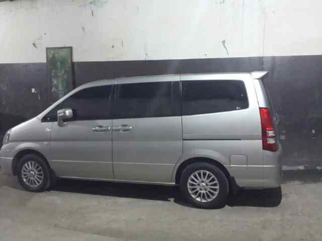 Nissan Serena CT 2011 Silver