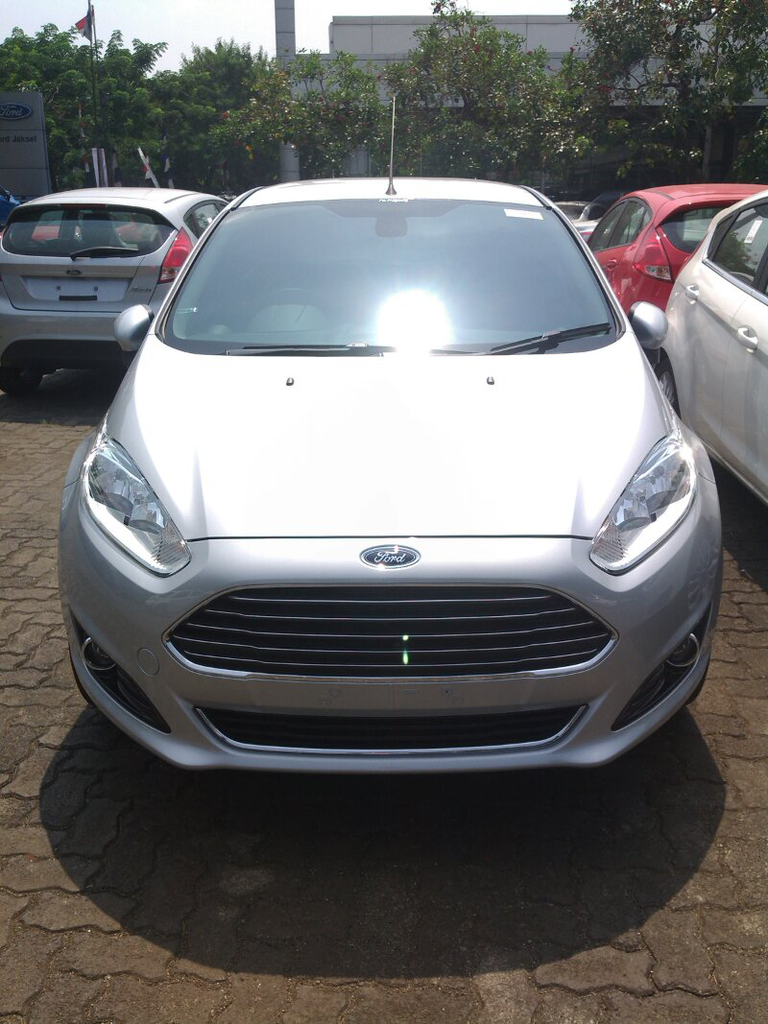 NEW FORD FIESTA 1.5L MCA READY STOCK ( BEST PRICE & BEST DEAL )