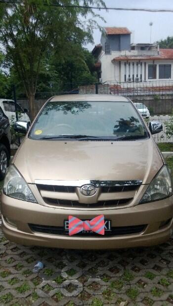 Toyota Kijang Innova 2004 Jual Nego Murah