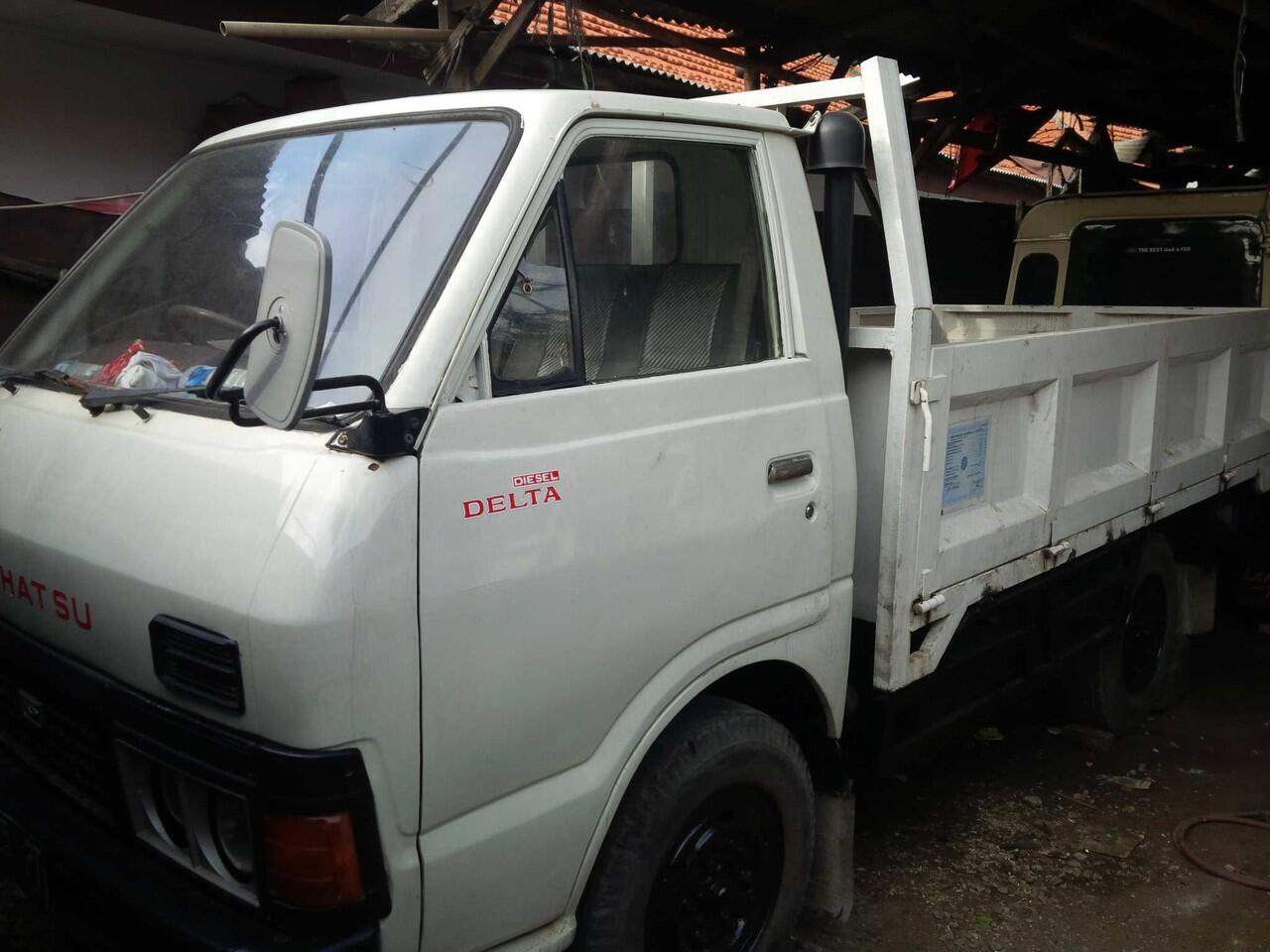 Daihatsu delta, colt diesel, dyna rino