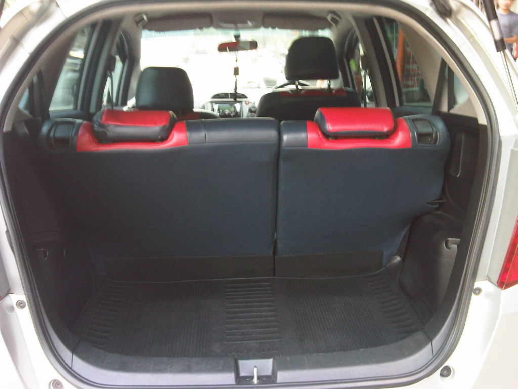 HONDA ALL NEW JAZZ S AT 2009 SILVER METALIK