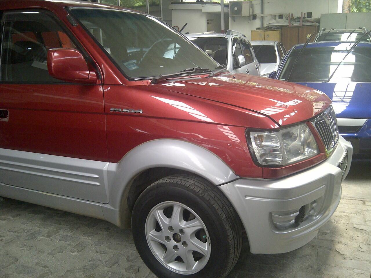 MITSUBISHI KUDA GRANDIA A/T 2004 MERAH DP MURAH