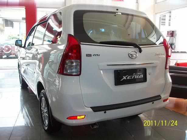 SENSASI DAIHATSU NOVEMBER...BELI DAIHATSU dapatkan XENIA R SPORTY
