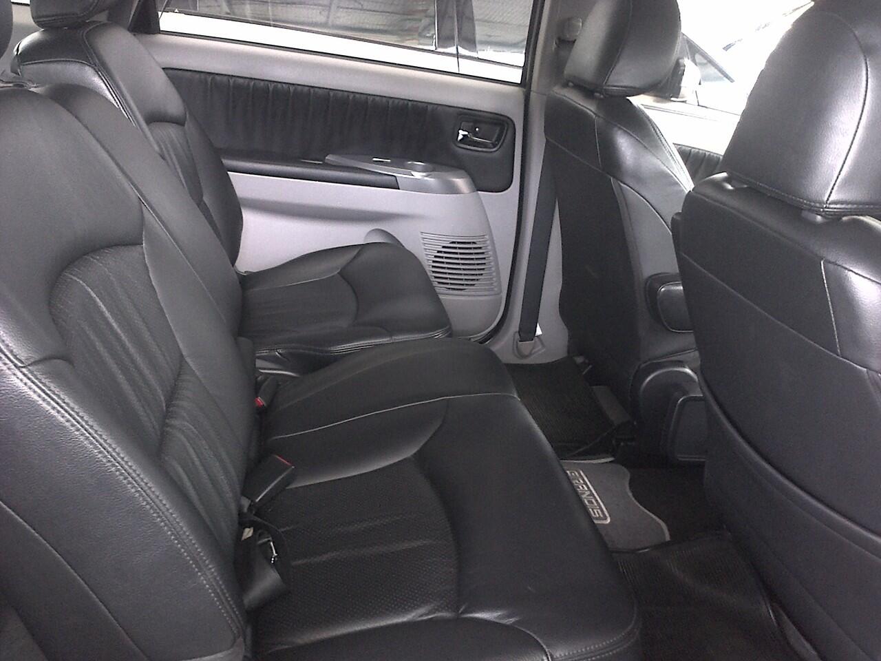 MITSUBISHI GRANDIS GT ABU-ABU MUDA METALIK
