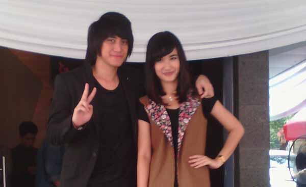 Apa begitu mahal tuk jadi artis atau penyanyi ???
