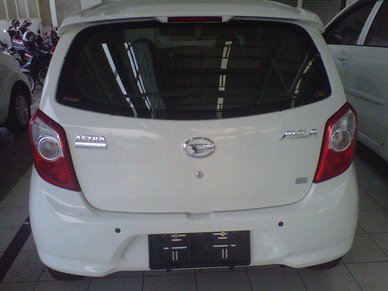 DAIHATSU AYLA TOTAL DP TERENDAH, PROSES CEPAT, DATA DIBANTU