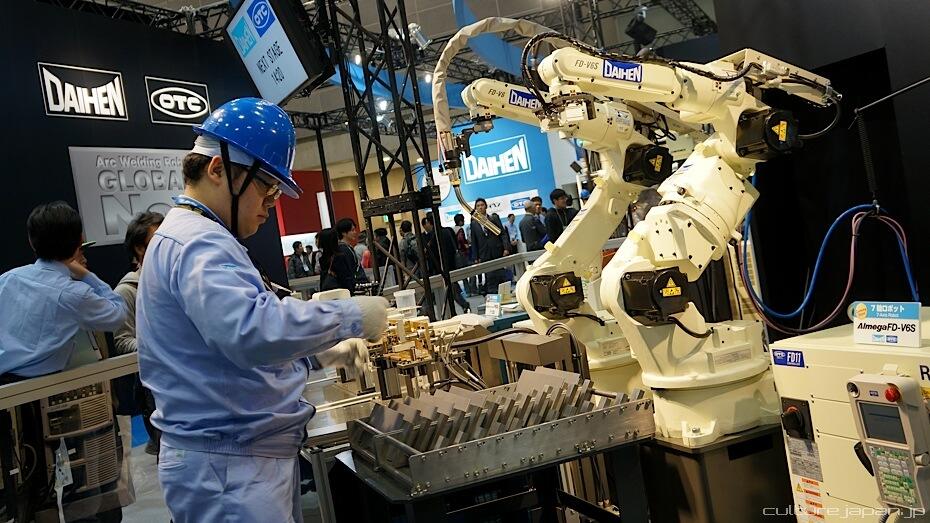 International Robot Exhibition di Jepang. Gak Masuk Nyesal 7 turunan.&#91;Pict++&#93; 