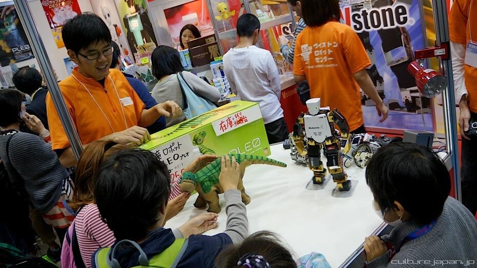 International Robot Exhibition di Jepang. Gak Masuk Nyesal 7 turunan.&#91;Pict++&#93; 