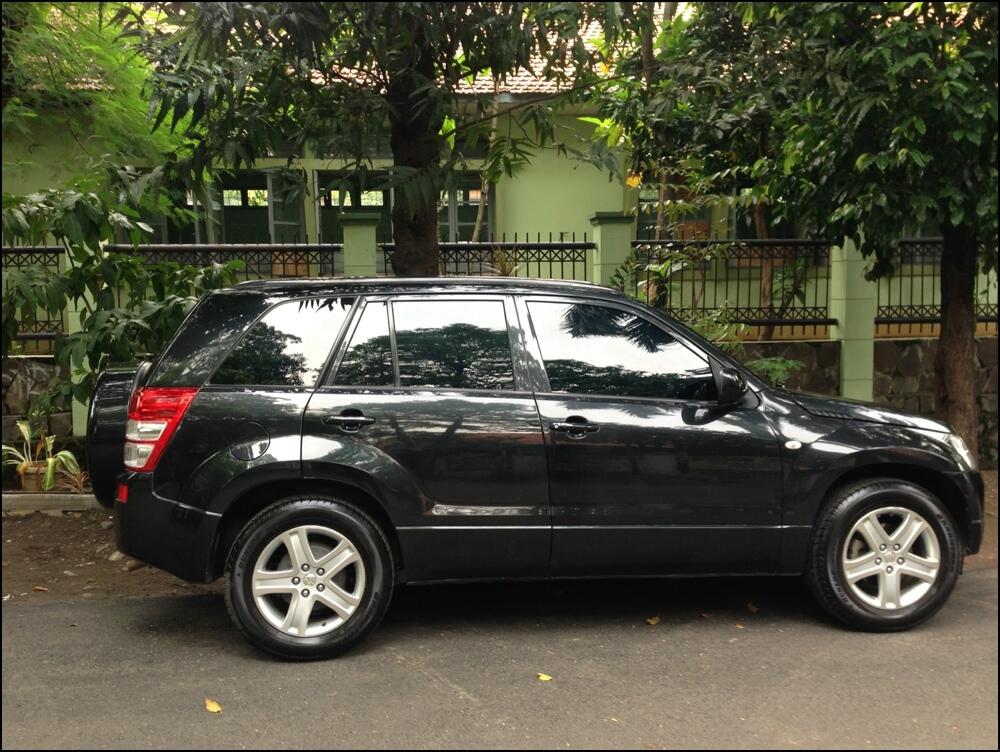 Suzuki Grand Vitara JLX 2.0 A/T 2008 Terawat Mulus dan Bonus
