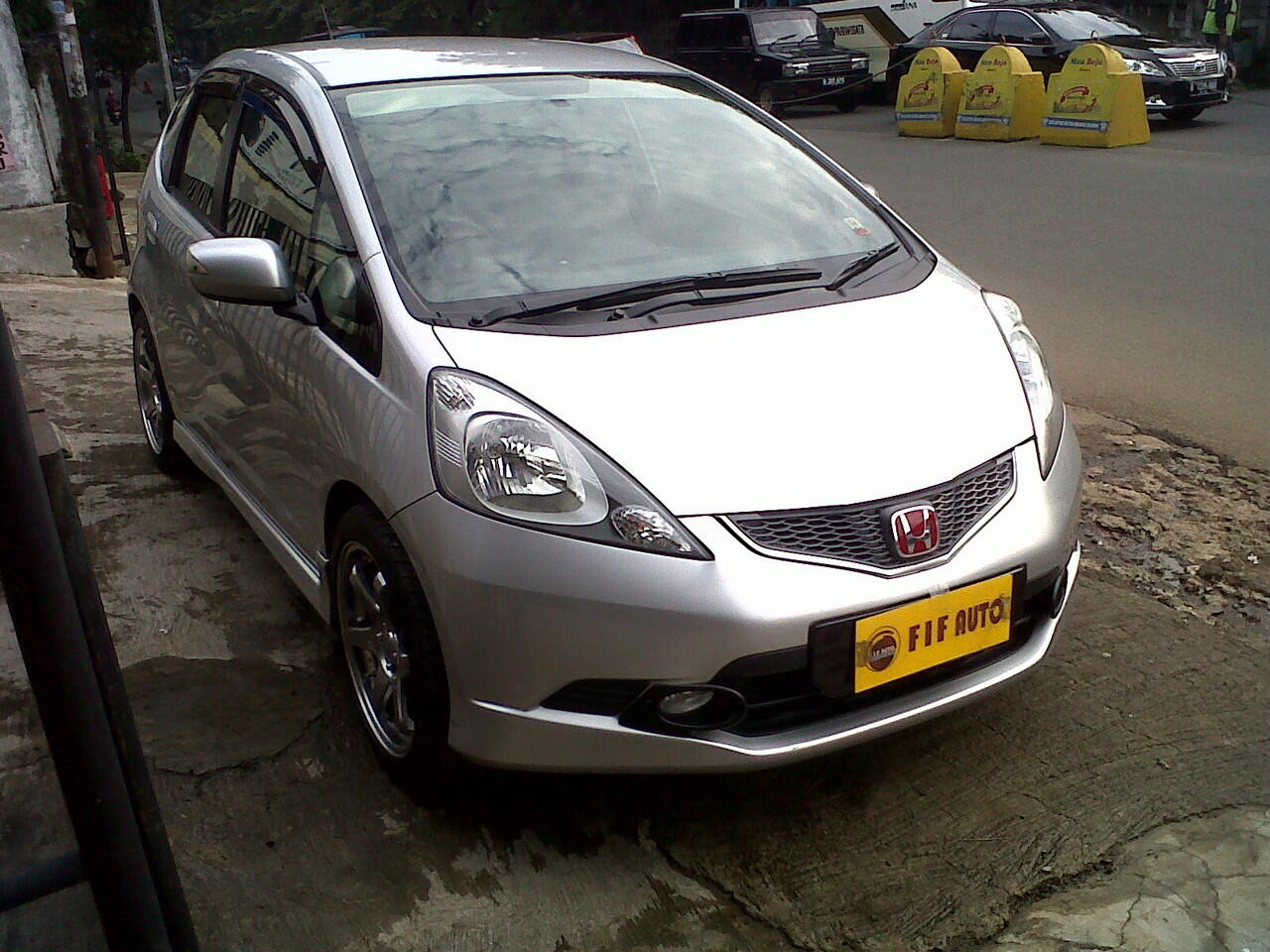 HONDA ALL NEW JAZZ RS AT 2010 SILVER METALIK