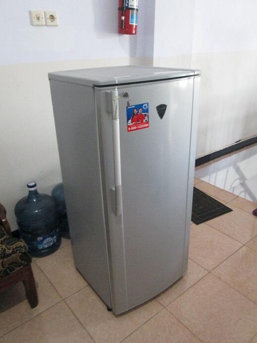 Kulkas Freezer Sharp