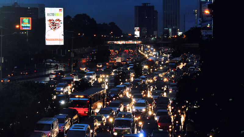 Mengapa Setiap Jumat Macet?